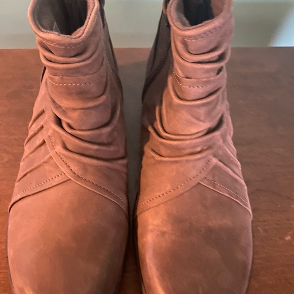 Rockport Super Light Booties - Picture 2 of 4